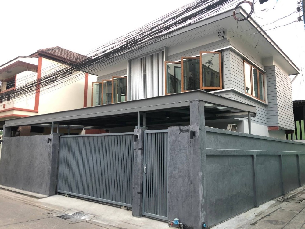 ให้เช่าโฮมออฟฟิศบางซื่อ วงศ์สว่าง เตาปูน : Home & Home  Office For Rent  (100 เมตร จากสถานีรถไฟฟ้าบางซ่อน ( สายสีม่วง ) )