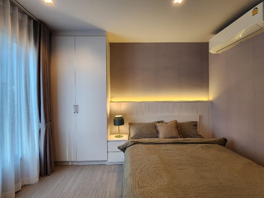 ให้เช่าคอนโดพระราม 9 เพชรบุรีตัดใหม่ RCA : For Rent : Life Asoke-Rama 9 28 sq.m. [18K]