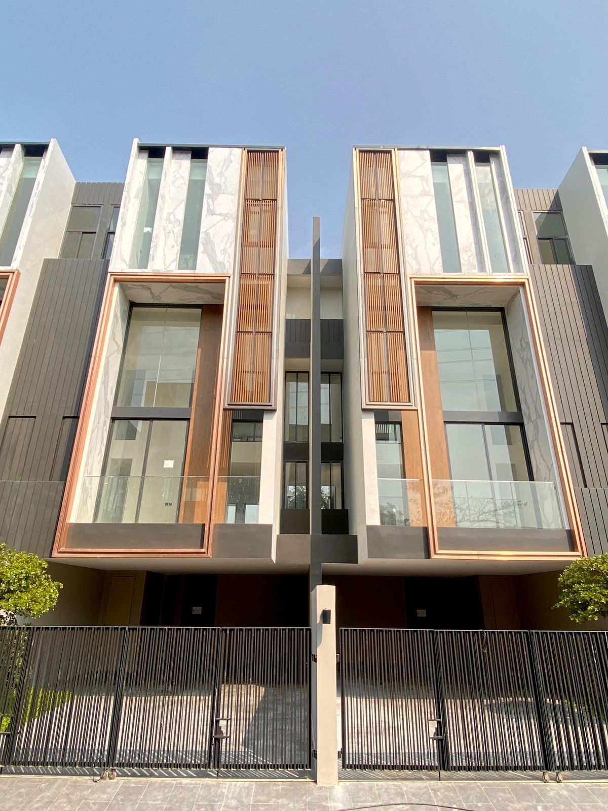 ขายทาวน์โฮมลาดพร้าว เซ็นทรัลลาดพร้าว : โนเวล เรสซิเดนซ์ ลาดพร้าว 18 / 4 ห้องนอน (ขาย), Novel Residence Ladprao 18  / 4 Bedrooms (FOR SALE) MEAW412