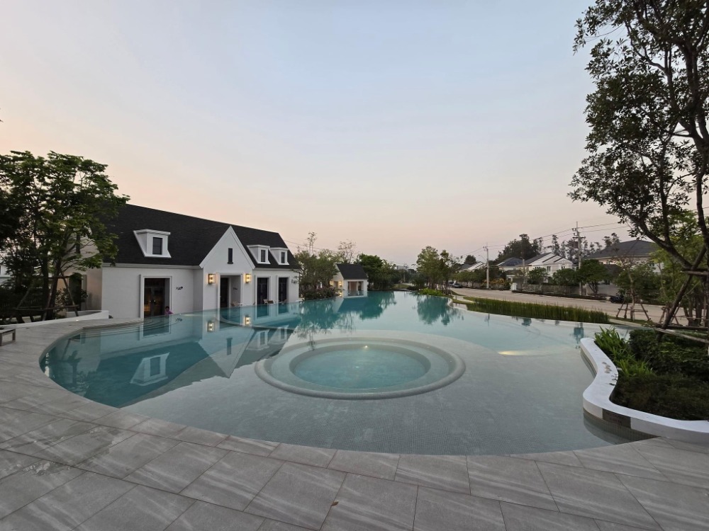 ให้เช่าบ้านบางนา แบริ่ง ลาซาล : ให้เช่า บ้านเดี่ยวสุดหรู: Chaiyapruek Bangna KM.15 บ้าน 2 ชั้น 4 ห้องนอน 4 ห้องน้ำ เลี้ยงสัตว์ได้ ใกล้ เซ็นทรัล วิลเลจ และ เมกะบางนา