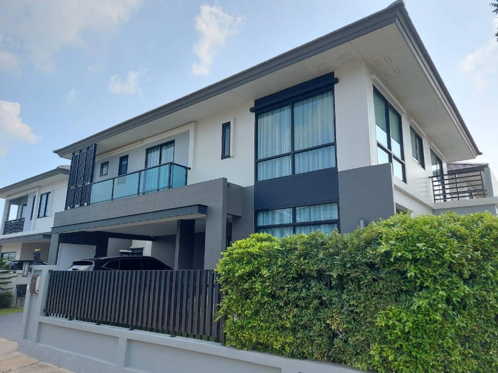ให้เช่าบ้านสมุทรปราการ สำโรง : For Rent 4 bedrooms Britannia Bangna Suvarnabhumi Km.26 Luxury Detached House Pet friendly Near Suvarnabhumi Airport Fully furnished Ready to move in