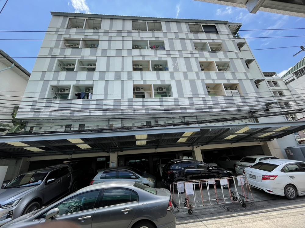 ให้เช่าร้านค้า/ตลาดนัดรัชดา ห้วยขวาง : 🏡 ไอคอนสูท อพาร์ทเม้นท์ (Icon Suites Apartment) ให้บริการห้องพักแบบรายเดือน ทำเล ห้วยขวาง  เหม่งจ๋าย ซอย ประชาอุทิศ 18