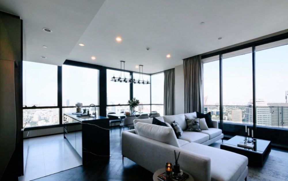 For SaleCondoSukhumvit, Asoke, Thonglor : Rare unit! The Esse Sukhumvit 36 for sale 3 beds high floor condo next to Thonglor BTS 3B3B @46.5 MB
