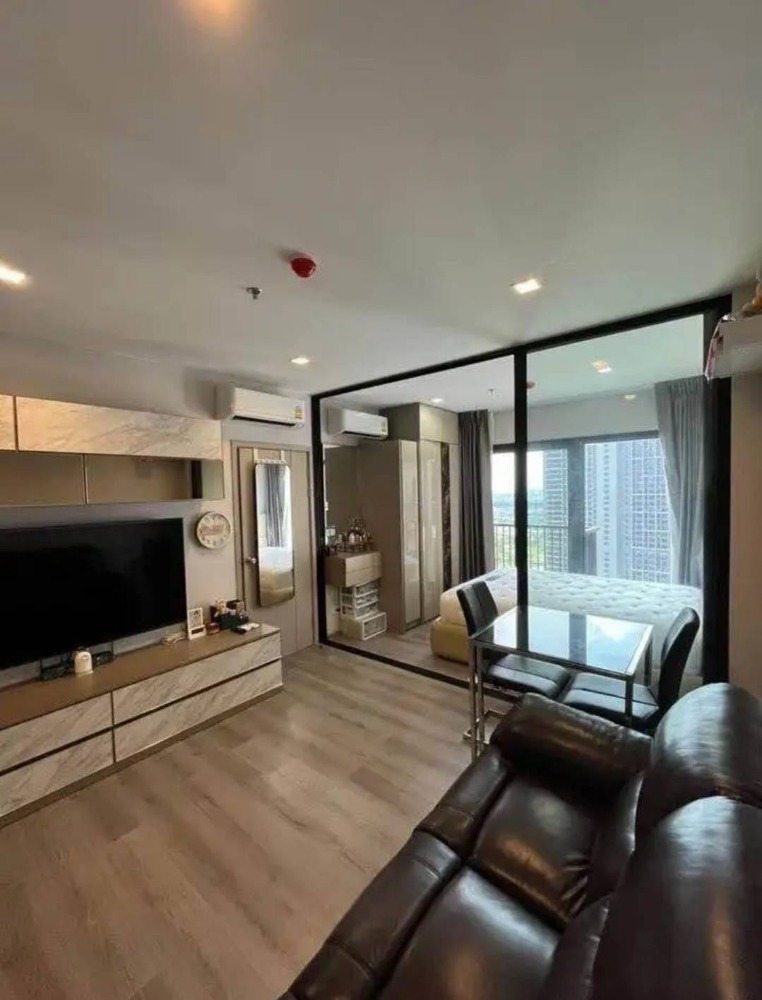 ขายคอนโดรัตนาธิเบศร์ สนามบินน้ำ พระนั่งเกล้า : S-PIR150  เดอะ โพลิแทน รีฟ ชั้น 54 แต่งครบ 30ตรม. 2,575,000 บาท 064-959-8900