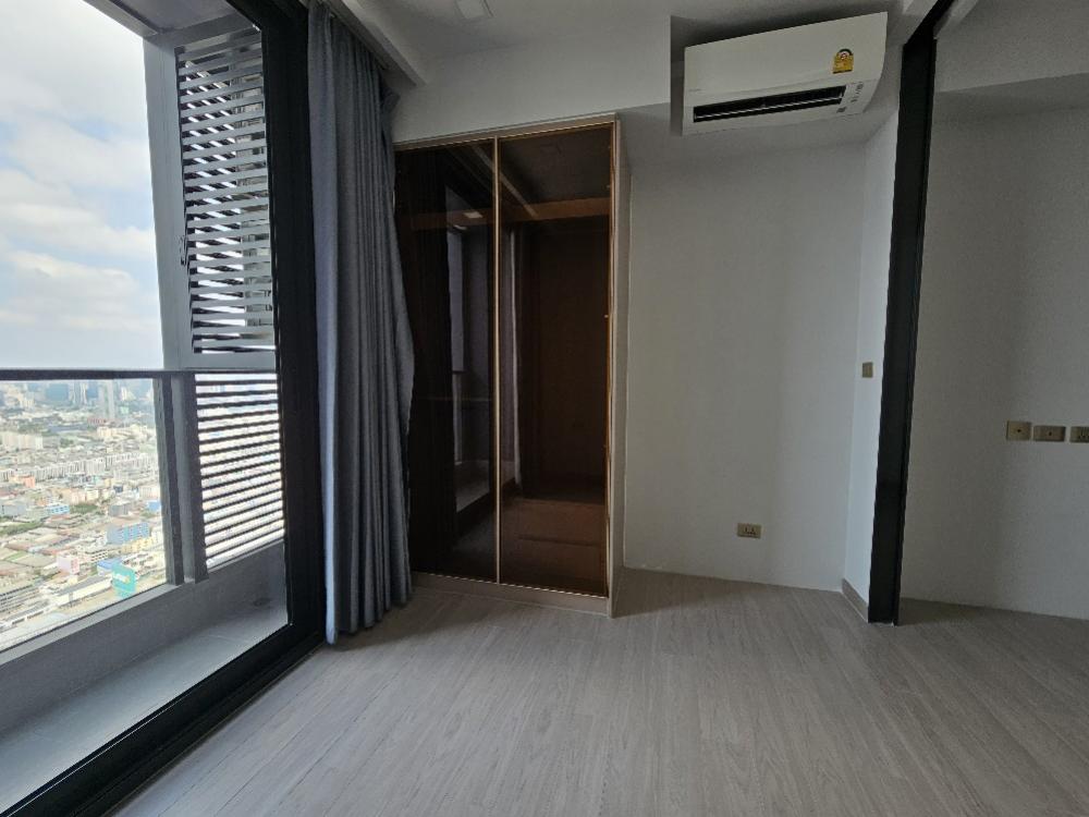 For SaleCondoRama9, Petchburi, RCA : One9Five Studio 27Sq,m for sale 4.4 MB Fitted ready to move in maie appointment for visit Call Nong 096-2615656One9Five คอนโดพร้อมขาย ห้องสตูดิโอ 27.5 ตรม   ตกแต่งบางส่วน พน้อมเข้าอยู่ รูปภาพห้องจริงที่ขาย นัดหมายเข้าชม โทร น้อง 096-2615656line id 0962