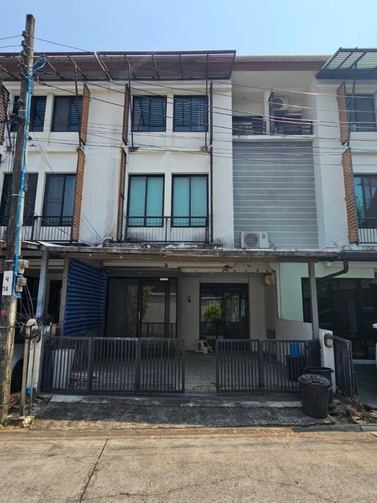 ให้เช่าทาวน์โฮมเกษตร นวมินทร์ ลาดปลาเค้า : ให้เช่าทาวน์โฮม อารียา โมวา เกษตร - นวมินทร์ ใกล้ นวมินทร์ ซิตี้ อเวนิว เพียง 6 นาที
