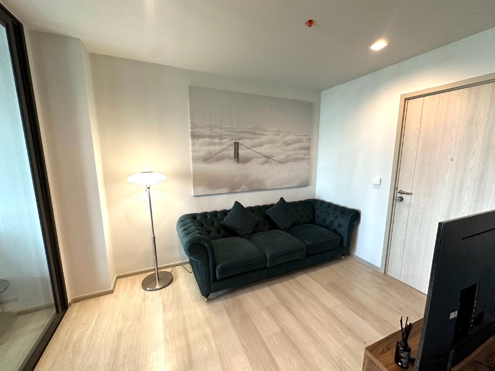 For RentCondoWitthayu, Chidlom, Langsuan, Ploenchit : For rent, 1 bedroom, near the expressway, in the heart of the city, ready to move in.