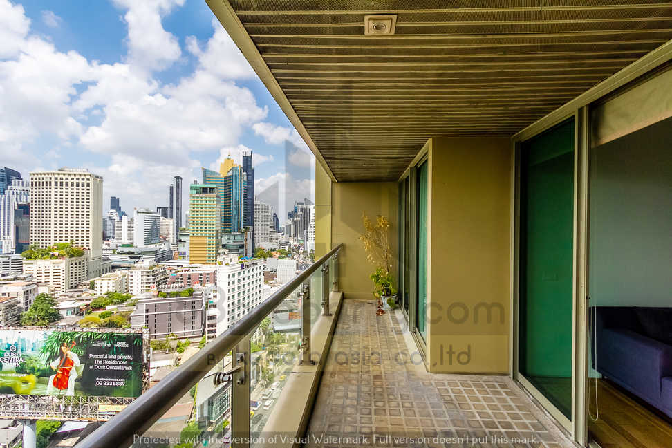 For RentCondoSukhumvit, Asoke, Thonglor : Rare 2 Bed 2 Bath Unblocked Benjakatti Park And City View