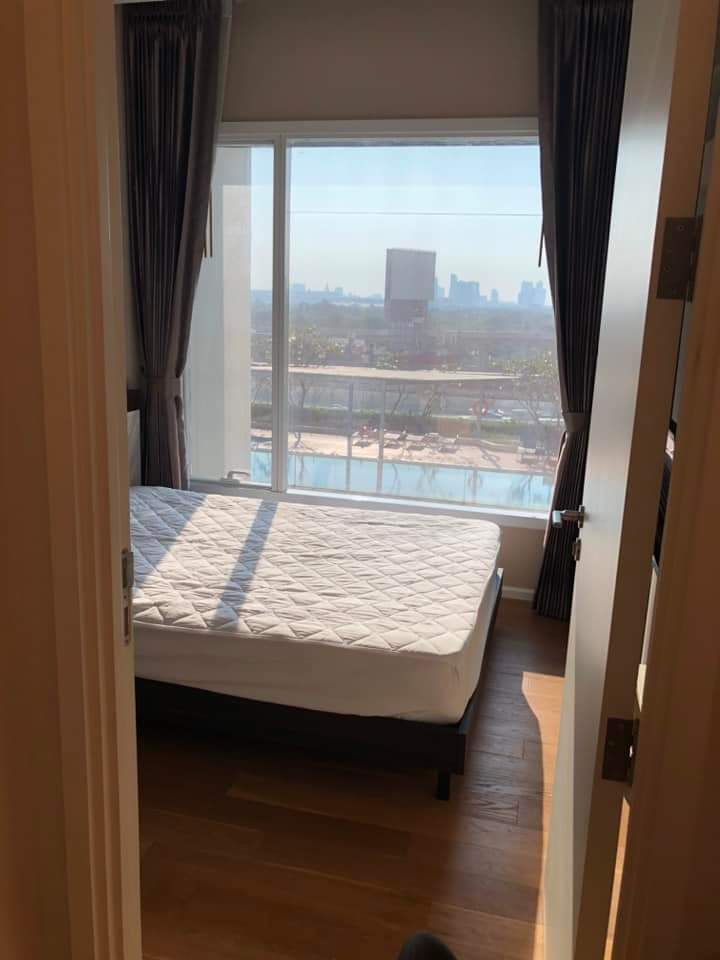 For RentCondoLadprao, Central Ladprao : Condo for rent: The Saints Residences, Building C, 8th floor, swimming pool view, size 32.00 sq m.