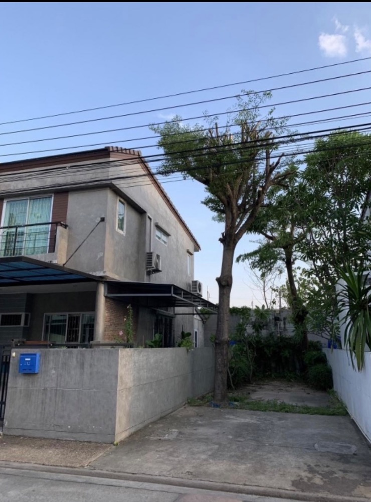 ขายทาวน์โฮมลาดกระบัง สุวรรณภูมิ : ขายทาวน์เฮ้าส์ 2 ชั้น ม. เนอวานา พาร์ค สุขุมวิท 77 Nirvana Park Sukhumvit 77(ห้องมุม) สวย เฟอร์นิเจอร์ครบ ใกล้ ม.รามคำแหง สนใจแอตไลน์ครับ@841qqlnr
