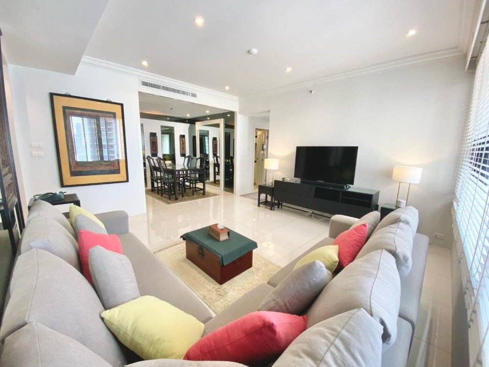 For RentCondoSukhumvit, Asoke, Thonglor : Baan Piya Sathorn Luxury Bangkok Apartment 2 Bed 2 Bath For Rent