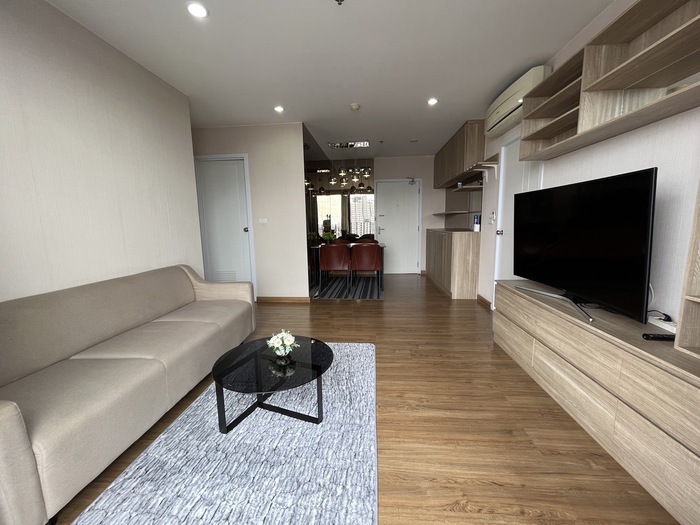 For RentCondoBang Sue, Wong Sawang, Tao Pun : 👉For rent!! The Tree Interchange Condo, next to Gateway Bang Sue Mall, near MRT Bang Pho and MRT Tao Poon.