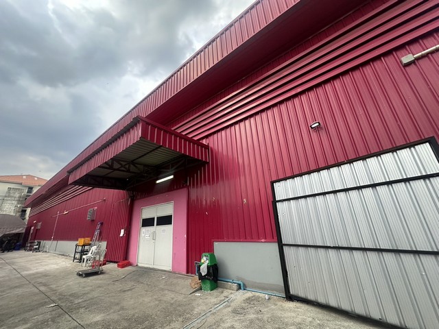 For RentWarehouseNawamin, Ramindra : BS1301 Warehouse for rent Usable area 370 sq m., Sai Mai area. Suitable for use as a warehouse near AC Sai Mai Market.