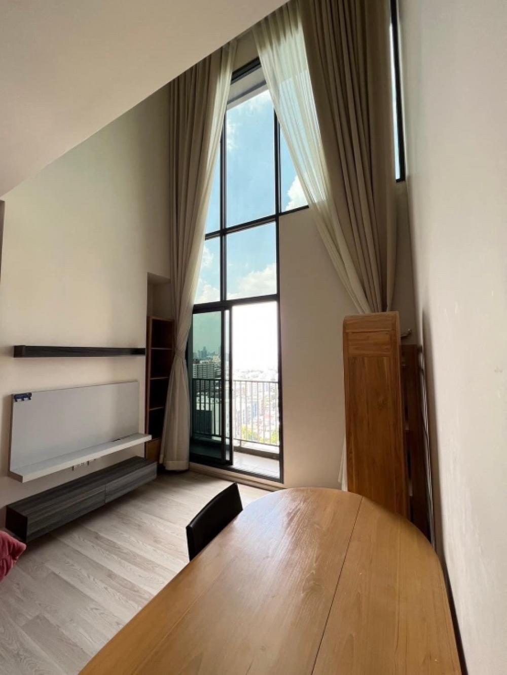 ให้เช่าคอนโดรัชดา ห้วยขวาง : 📌Centric Huai Khwang Station 3Bed Duplex ใกล้ #MRTห้วยขวาง เพียง 120m***