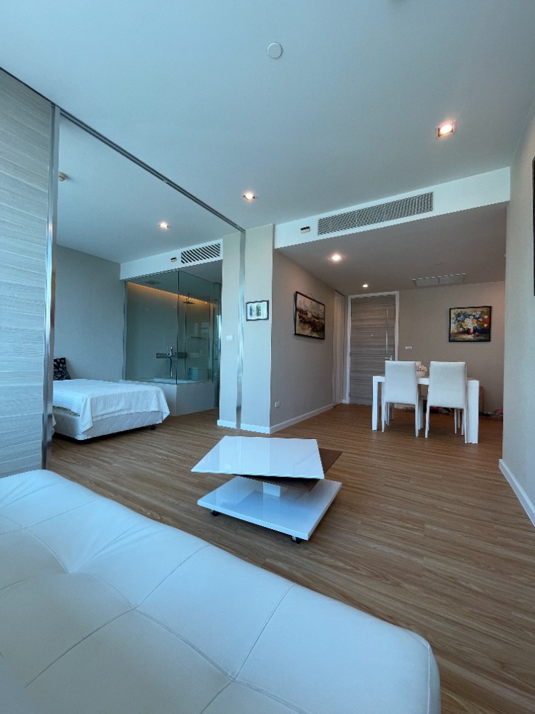 **🔥 Hot Sale Alert! 🔥** Loading...