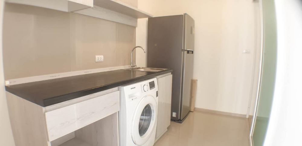 For SaleCondoSamut Prakan,Samrong : S-AAT110  Aspire Erawan, 14th floor, city view, 30.6 sq m, 1 bedroom, 1 bathroom, 2.5million. 064-959-8900