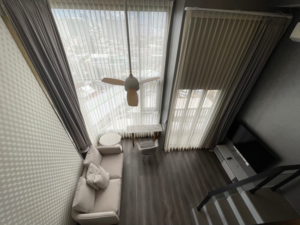 ให้เช่าคอนโดเกษตรศาสตร์ รัชโยธิน : ให้เช่าคอนโด Knightsbridge Space Ratchayothin ห้องduplex 2ชั้น 1ห้องนอน 25,000บาท | ติดต่อ 0921961444