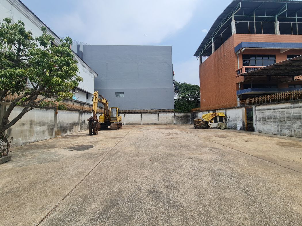 ให้เช่าที่ดินวิภาวดี ดอนเมือง หลักสี่ : ให้เช่า ที่ดิน วิภาวดี 64 100 ตร.วา พื้นคอนกรีต พร้อมใช้งาน ใกล้เชียงกงหลักสี่