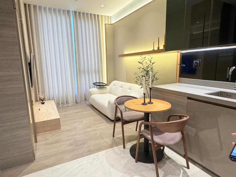 ให้เช่าคอนโดลาดพร้าว เซ็นทรัลลาดพร้าว : 👑  The Crest Park Residences  👑 ห้องใหม่ 1Bed1Bath ชั้น15วิวสวน ตกแต่งสวยสุดๆ เฟอร์นิเจอร์ครบ