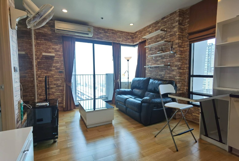 For SaleCondoWongwianyai, Charoennakor : Fuse sathorn taksin, corner room, 1 bedroom, near BTS Wongwian Yai, urgent sale, please inquire.