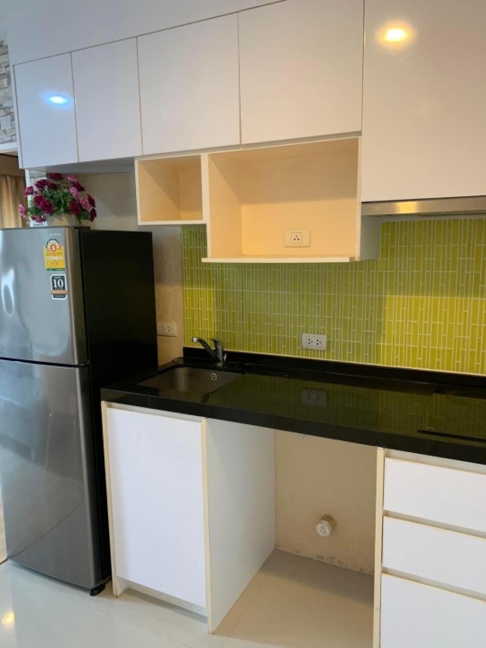 แบงค์คอก ฮอไรซอน รัชดา - ท่าพระ พร้อมเฟอร์เครื่องใช้ไฟฟ้าครบ เช่า 9,000 บาท/เดือน Loading...