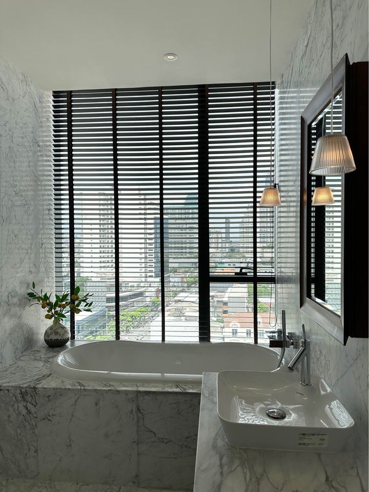 For Rent 2 bedrooms Khun By Yoo Ultra Luxury Condo Near BTS Thonglor Fully furnished Ready to move in Loading...