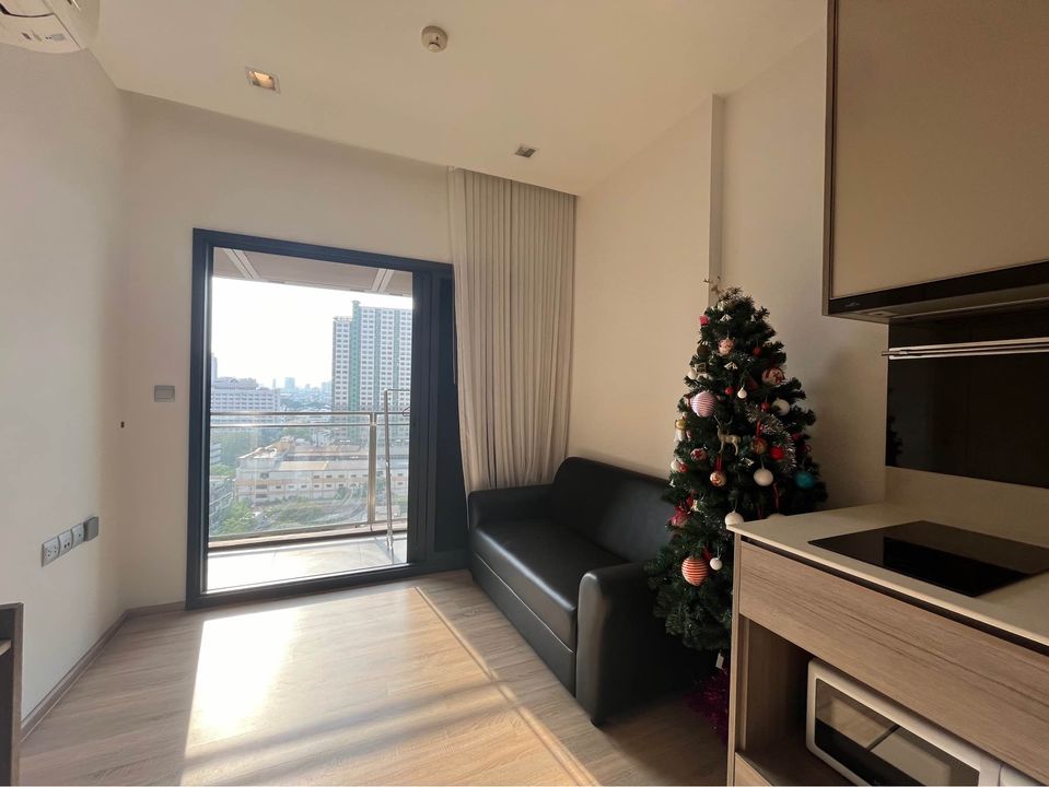 For RentCondoSapankwai,Jatujak : The Line Pradipat, 15th floor, unobstructed view - room size 26.25 sq m.