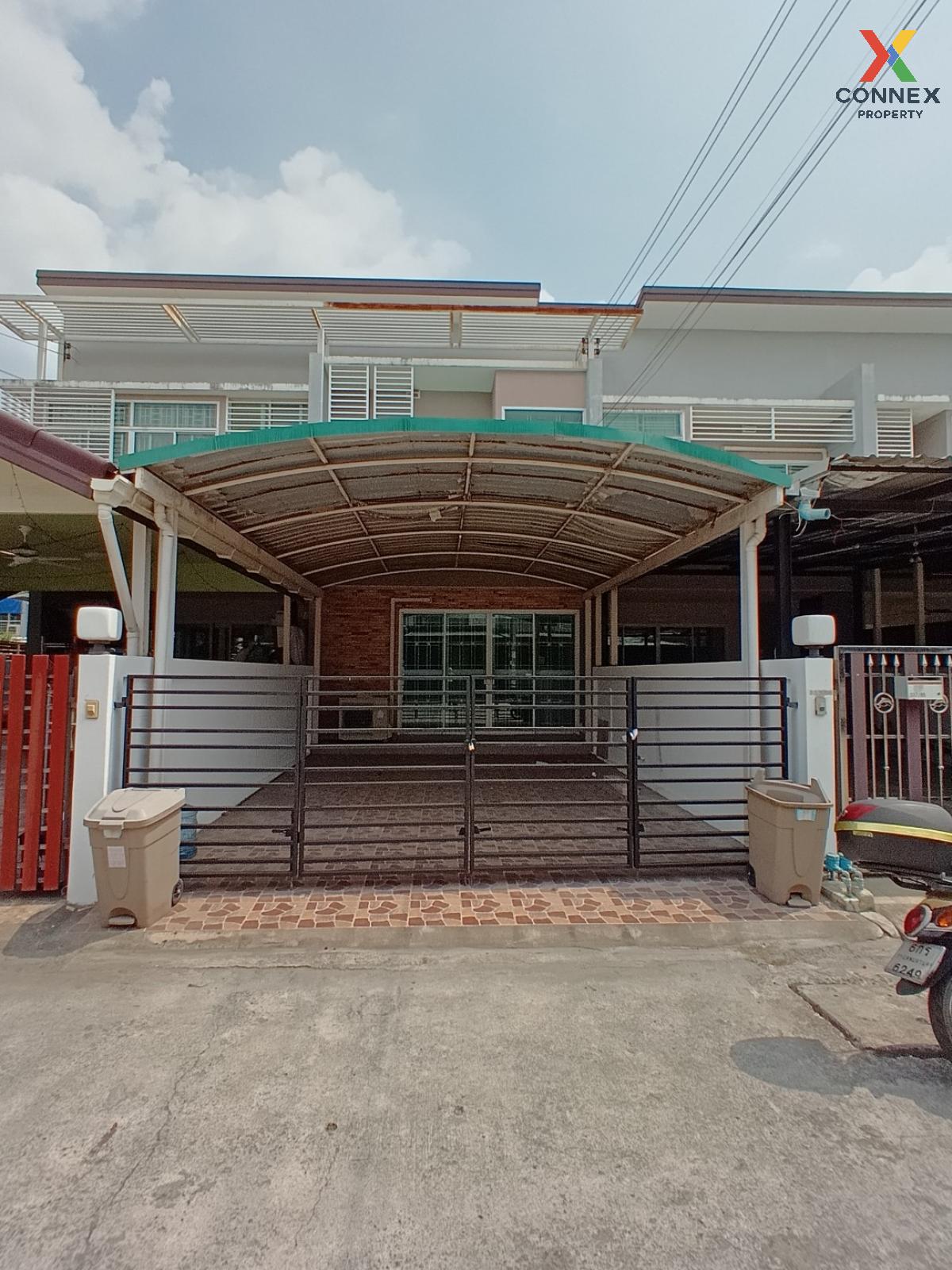 ขายทาวน์โฮมนวมินทร์ รามอินทรา : ขายทาวน์เฮ้าส์/ทาวน์โฮม  เดอะ ปาร์ค แอท แฟชั่น คันนายาว เขต บึงกุ่ม กรุงเทพ CX-94589