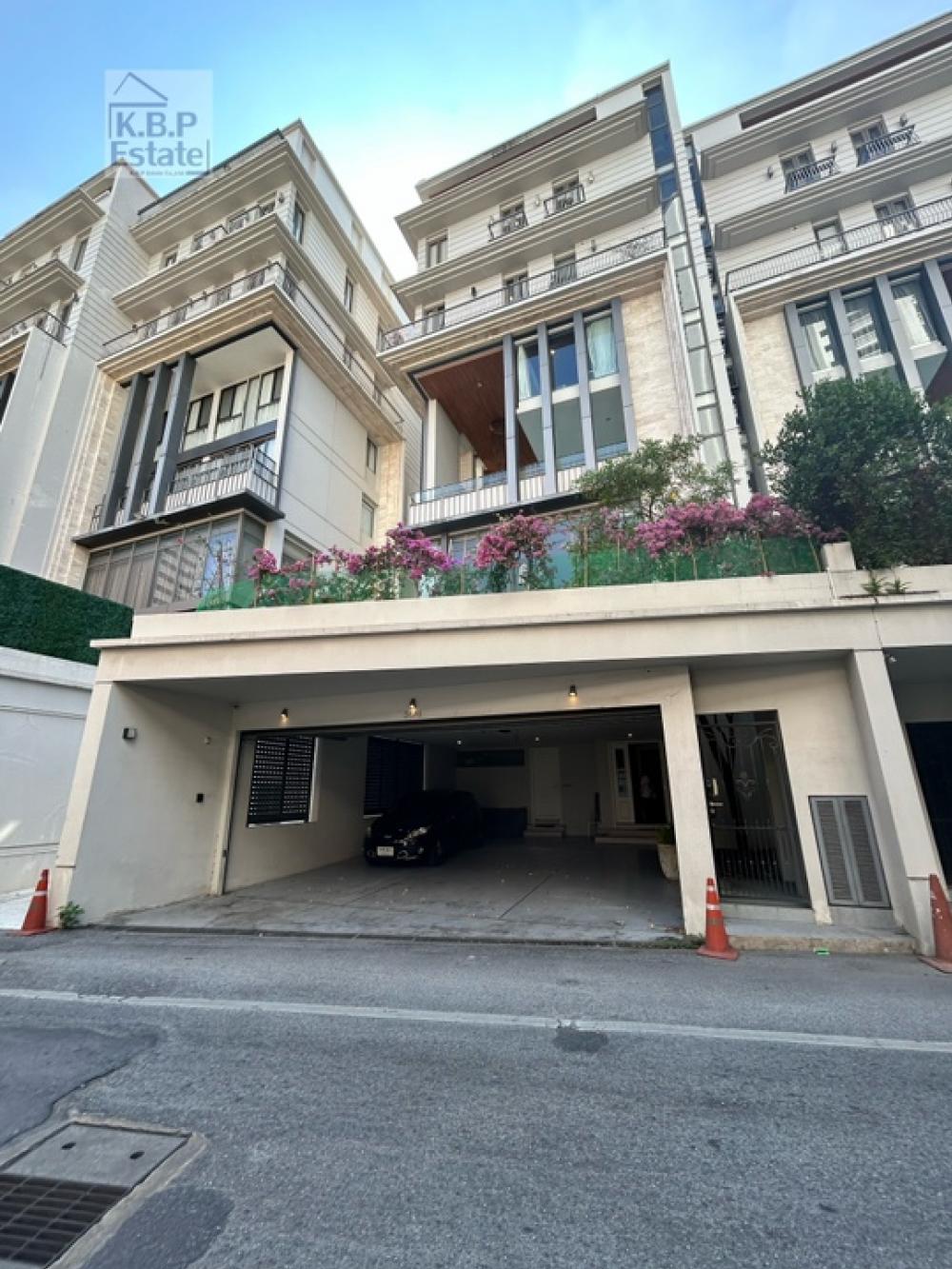 For RentTownhomeSukhumvit, Asoke, Thonglor : #749Residences #sukhumvit49 Private Pool / Lift 7Storey 4Beds 5Baths