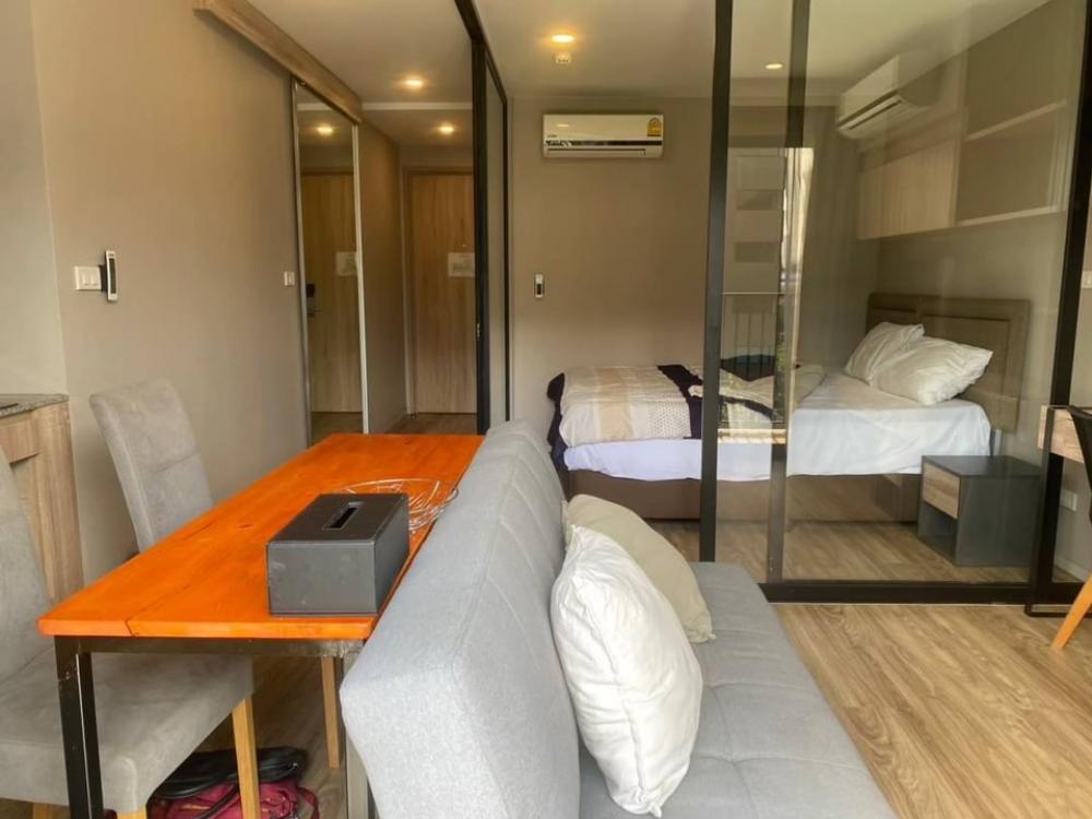 For RentCondoSathorn, Narathiwat : For Rent Blossom Condo@Sathorn-Charoenrat 1 Bedroom