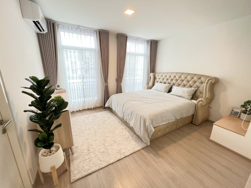 For RentTownhomeBangna, Bearing, Lasalle : 🔴37,000฿🔴 Townhome Indy 2 Bangna-Ramkhamhaeng 2 ✅ Beautiful house, good location, near department stores. Happy to serve you 🙏✍️If interested, contact via Line. Responses very quickly @bbcondo88​ ✍️Property code​ 674-0315
