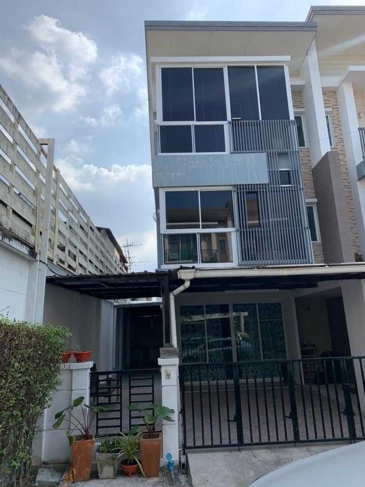 ให้เช่าทาวน์โฮมเกษตร นวมินทร์ ลาดปลาเค้า : ให้เช่าทาวน์โฮมในหมู่บ้าน Town plus เกษตร-นวมินทร์