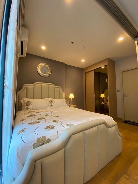 ขายคอนโดราชเทวี พญาไท : S-QCP106  ขายคอนโด คิว ชิดลม-เพชรบุรี, ชั้น 33 ขนาด 35 ตรม. 1นอน 1น้ำ 6.79 ล้าน 064-959-8900
