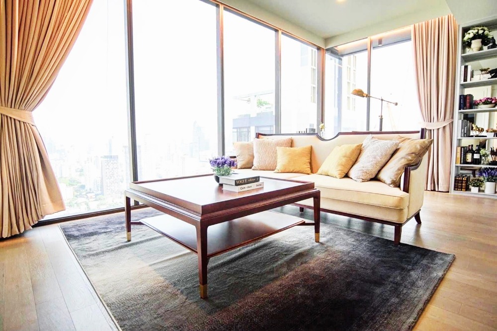 For RentCondoSukhumvit, Asoke, Thonglor : 6871😊 For RENT 3 bedrooms for rent🚄near BTS Asoke🏢Celes Asoke🔔Area: 134.00 sq m.💲Rent: 270,000฿📞O99-5919653,065-9423251✅LineID:@sureresidence