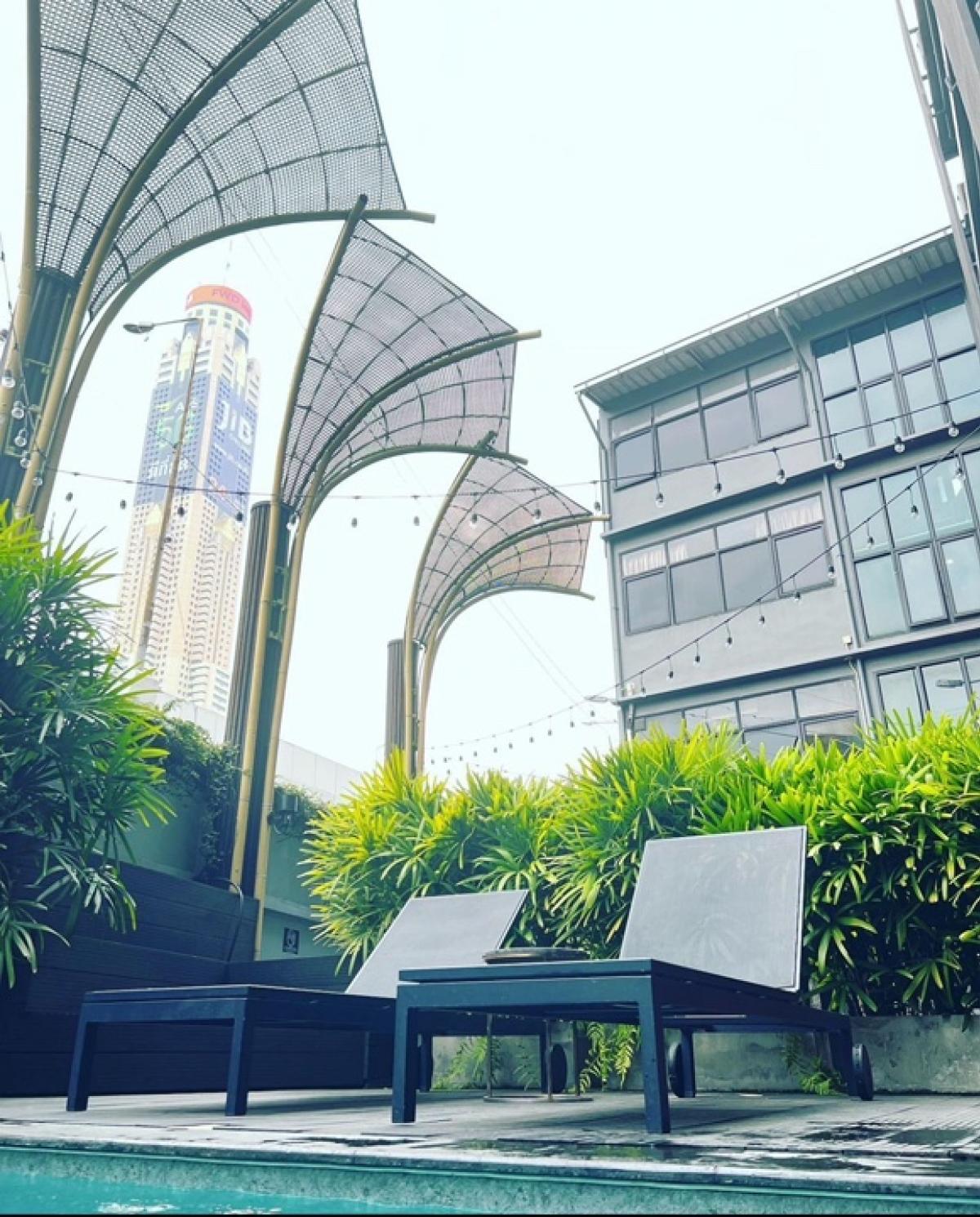 For SaleHotel&Apartment BusinessRatchathewi,Phayathai : Hotel for sale, Ratchathewi, near Central World, total 68 rooms + Hostel 78 beds (with license), Occupancy 90% up, ADR 1,400+, Agoda 9.4