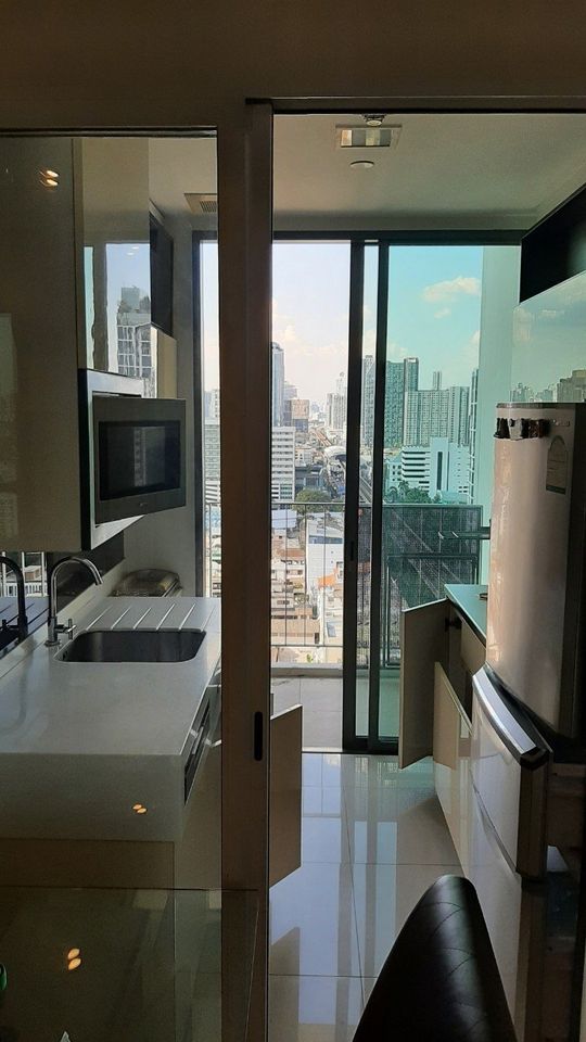 For RentCondoOnnut, Udomsuk : Condo for rent The Room Sukhumvit 62, fully furnished. Ready to move in