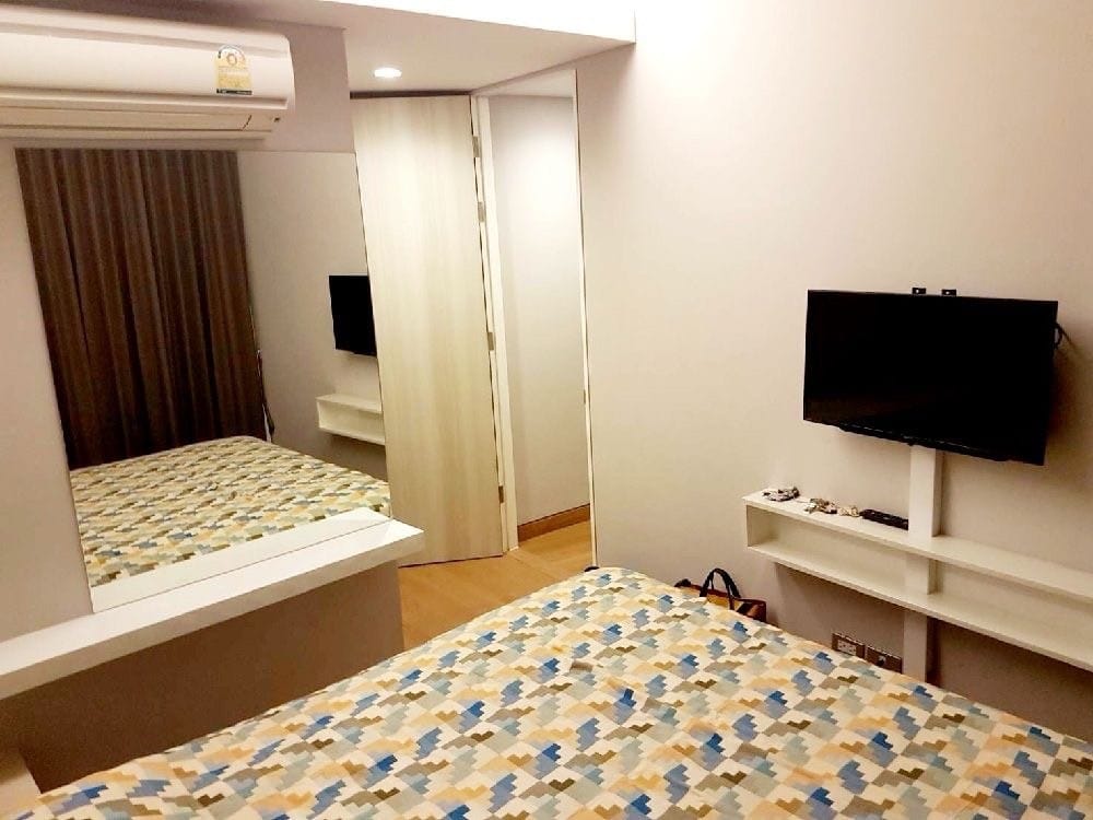 For SaleCondoSukhumvit, Asoke, Thonglor : S-TLP113  The Lumpini 24, 12A floor, city view, 55 sq m., 2 bedrooms, 2 bathrooms, 8.89 million. 064-878-5283