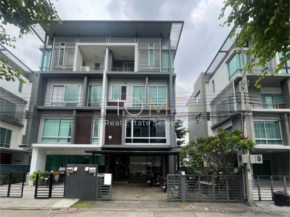 For SaleTownhomeRatchadapisek, Huaikwang, Suttisan : Home Office B Square Rama 9 - Mengjai / 4 bedrooms (FOR SALE) RUK744