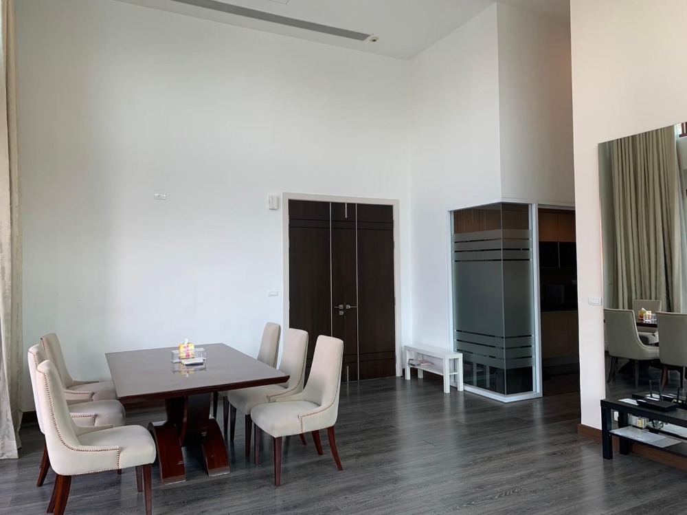 ให้เช่าคอนโดวิทยุ ชิดลม หลังสวน : LTH10196 – The Crest Ruamrudee FOR RENT size 192.25 Sq. m. 3 beds 3 baths Near BTS Ploenchit  Station ONLY 100k/month