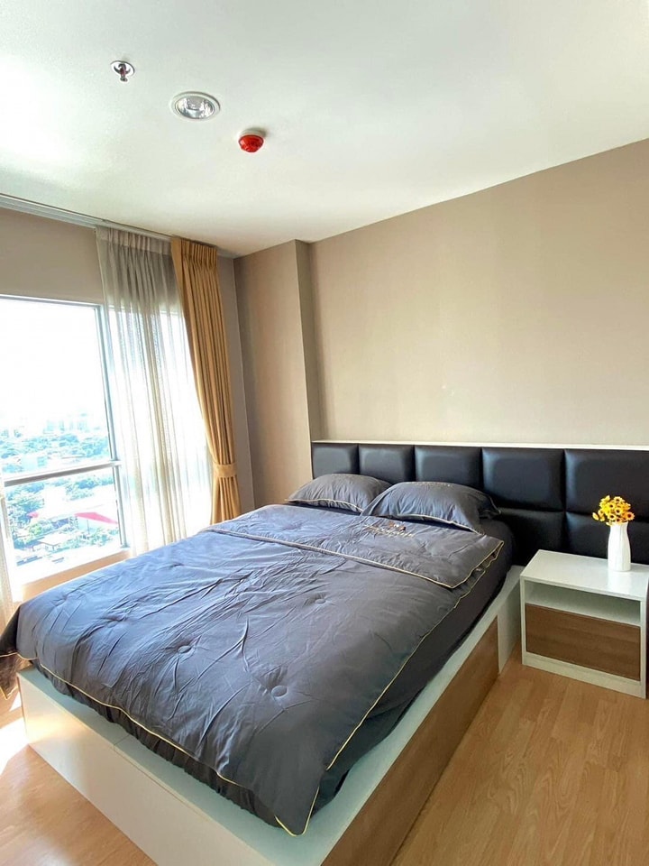 For RentCondoKhlongtoei, Kluaynamthai : ASPP110  Aspire Rama 4, 19th floor, Building A, swimming pool view, 28 sq m., 1 bedroom, 1 bathroom, 13,500 baht. 064-878-5283