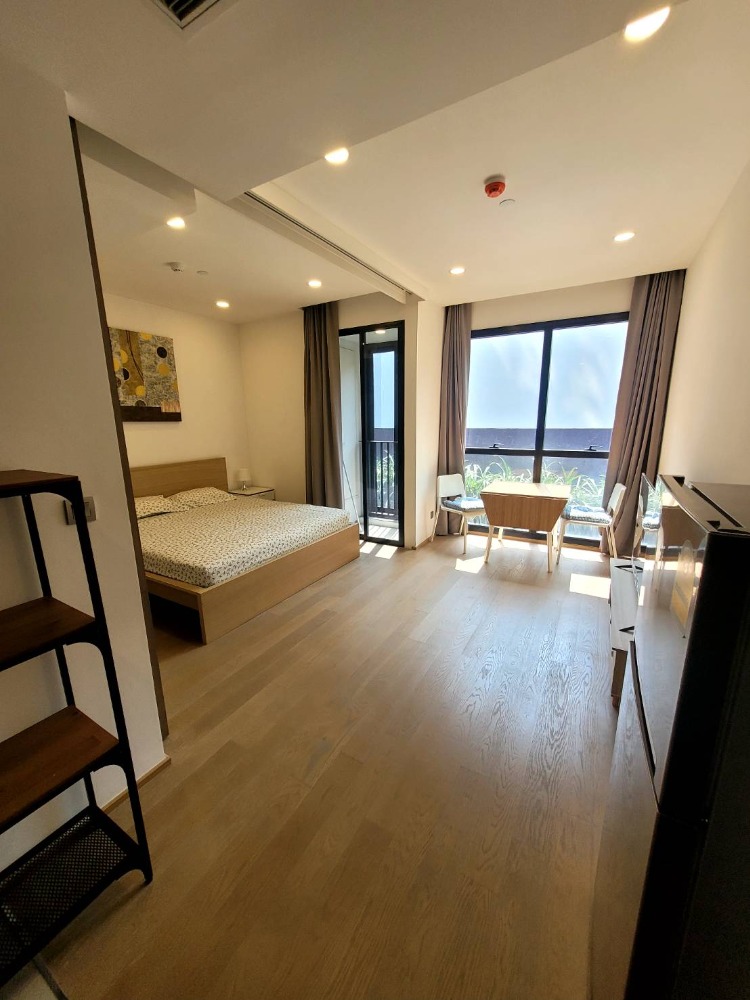 For SaleCondoSiam Paragon ,Chulalongkorn,Samyan : Urgent, good price room Ashton chula 30.xsq.m. 1br, fully furnished, with tenants 25K only 6.45mb. including land expenses Tel. 0957615782