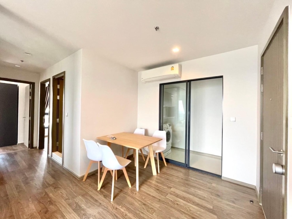 For RentCondoLadprao, Central Ladprao : LVY103 Condo for rent Life Ladprao Valley, 37th floor, city view, 59 sq.m. 2 bedrooms 2 bathrooms 43,000 Baht .064-959-8900