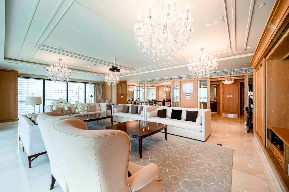 ขายคอนโดวิทยุ ชิดลม หลังสวน : 🌟(RARE FOR SALE) 3 BED 459 Sq.M. THE RESIDENCES @ THE ST. REGIS BANGKOK Contact : 093-616-4456 (Sale) 🌟