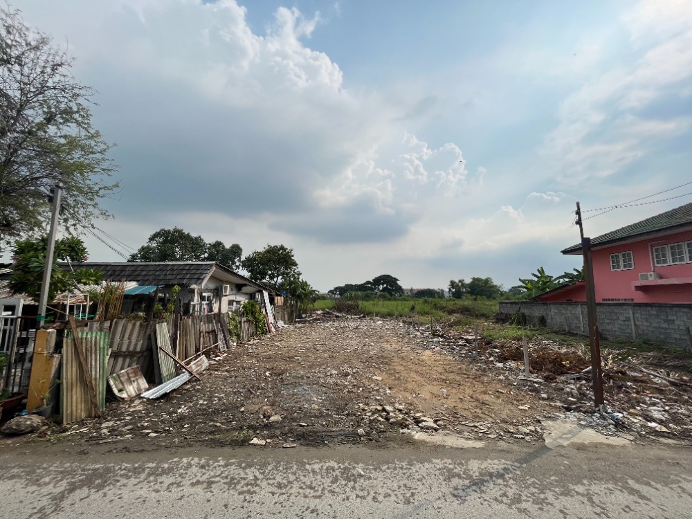 For RentLandLadkrabang, Suwannaphum Airport : Land for rent 60 sq m, Chaloem Phrakiat Rama 9, Soi 48.