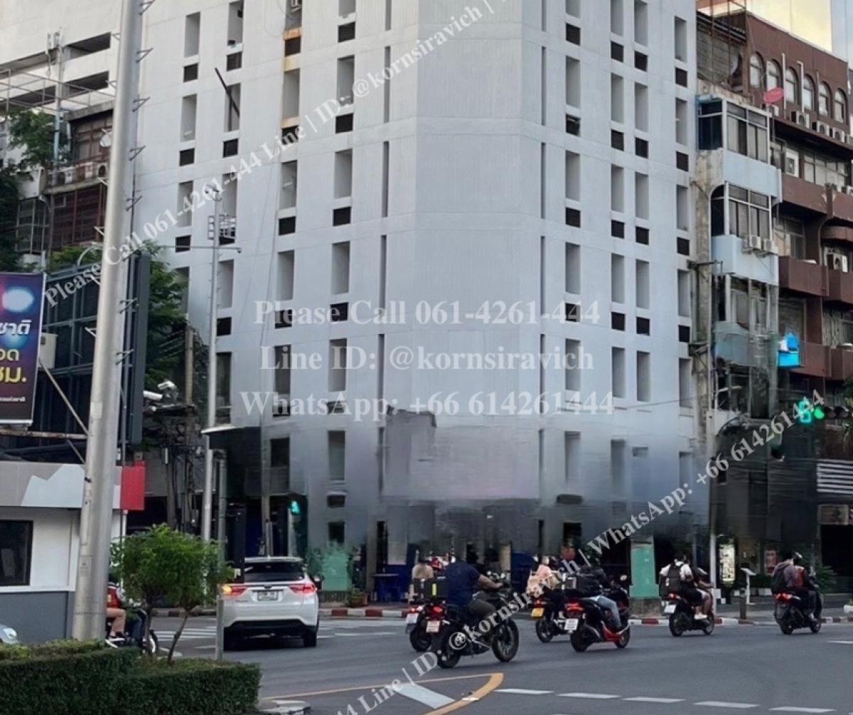 For RentShop HouseSilom, Saladaeng, Bangrak : Building for rent, 2nd-5th floor, next to Silom Road, near BTS Chong Nonsi 500 meters, tourist location, hotel, foreigners. For hostel, hotel, rooms, spa, onsen, Thai massage.