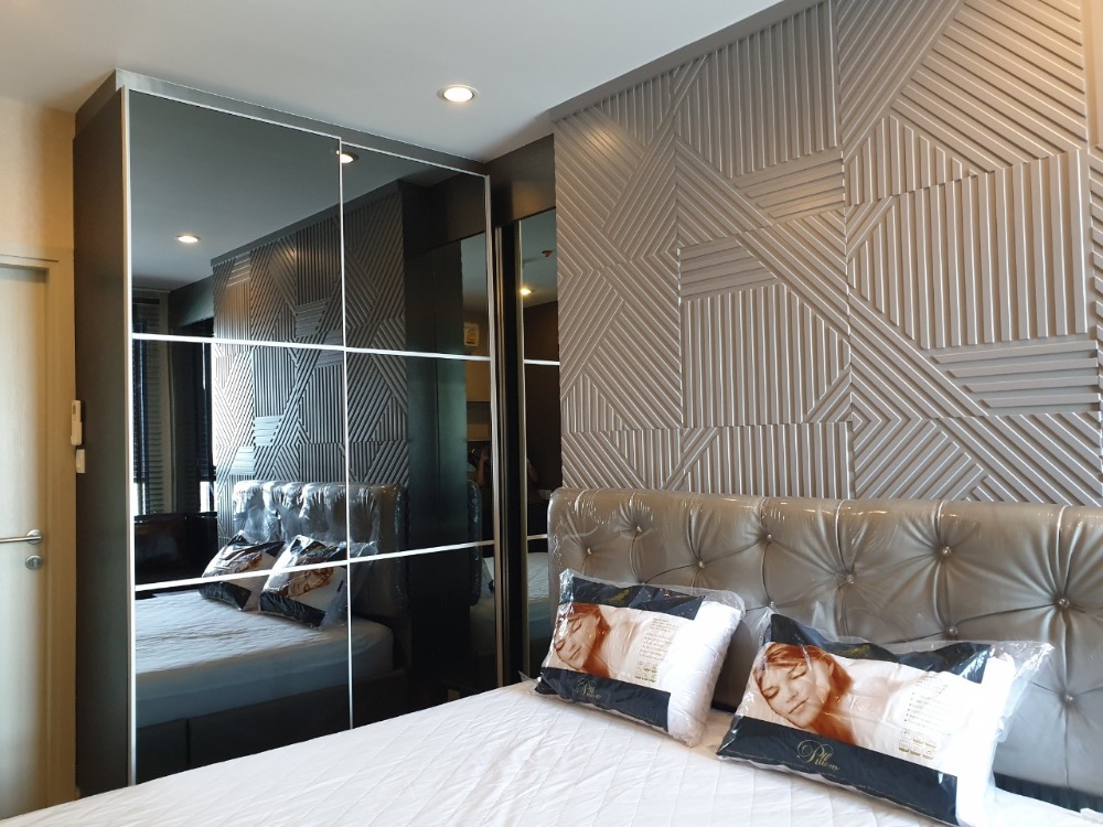 ให้เช่าคอนโดสยาม จุฬา สามย่าน : Ideo Q Chula - Samyan【𝐑𝐄𝐍𝐓】🔥ห้องเรียบหรู มินิมอล แต่งสวย เฟอร์นิเจอร์ครบ ส่วนกลาง 24 ชม. ใกล้ MRT สามย่าน  🔥 ติดต่อไลน์ไอดี: @hacondo