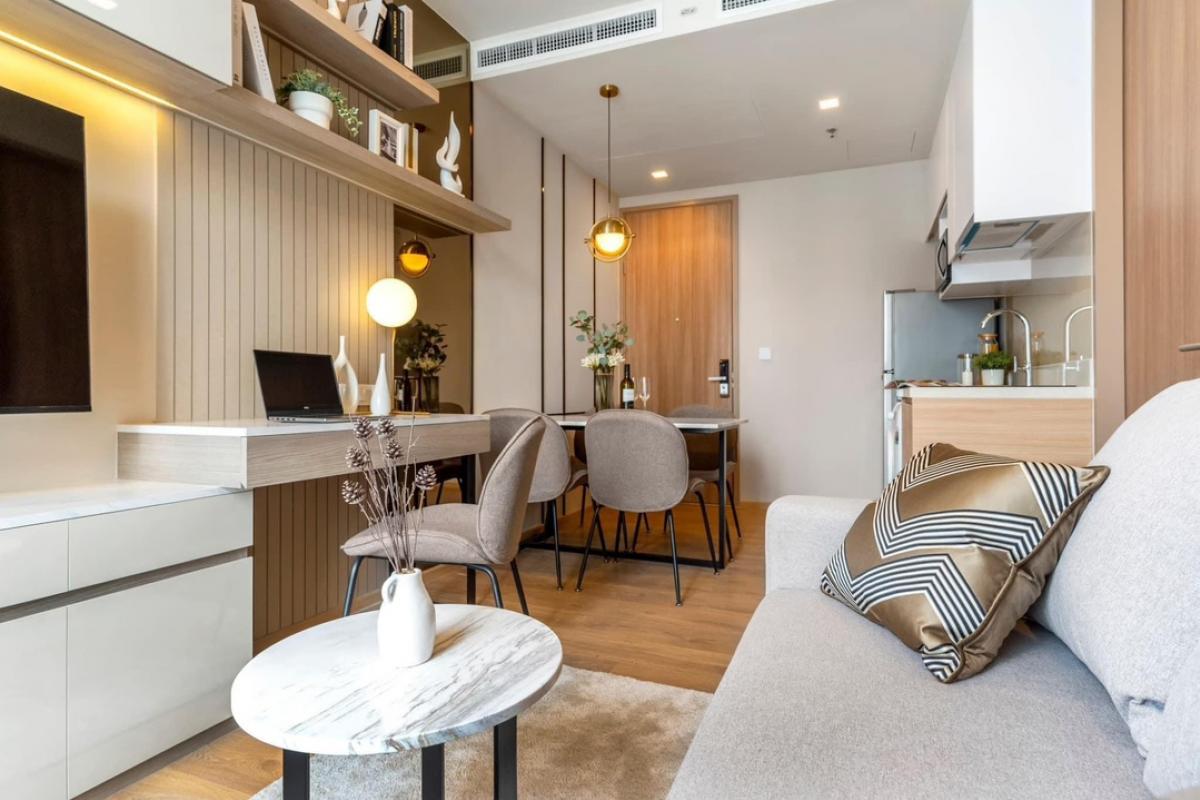 For RentCondoSukhumvit, Asoke, Thonglor : For rent • Condo Noble Around Sukhumvit 33, near BTS Phrom Phong, very beautiful built-ins, only 35,000/mo. Contact: 083-0456540 (Lukket)