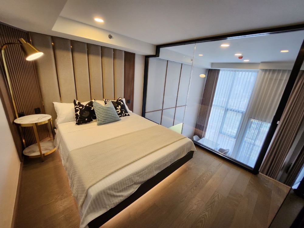 ให้เช่าคอนโดสยาม จุฬา สามย่าน : Park Origin Chula Samyan【𝐑𝐄𝐍𝐓】🔥ห้องกระจกชั้น 2 ตกแต่งเรียบหรู เฟอร์นิเจอร์ครบ ใจกลางเมือง ใกล้ MRT สามย่าน 🔥 ติดต่อไลน์ไอดี: @hacondo