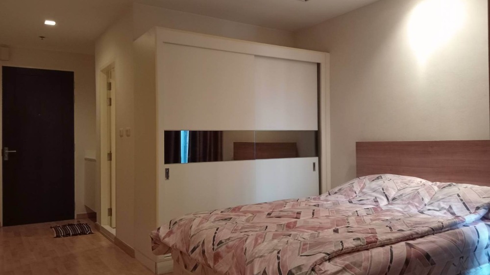 For SaleCondoRama9, Petchburi, RCA : Condo for sale Casa Condo Asoke - Dindaeng, very good price, fully furnished.