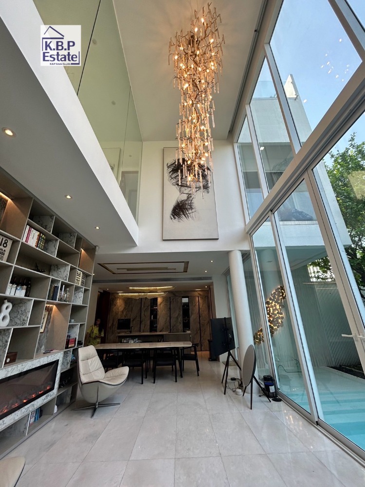 ขายบ้านสุขุมวิท อโศก ทองหล่อ : ขายบ้านเดี่ยวสุขุมวิท 65 ที่ดิน 75 ตร.วา พร้อมสระว่ายน้ำแลtลิฟท์ส่วนตัว พร้อมเข้าอยุ่